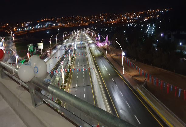 GAZİANTEP YEŞİLVADİ  KÖPRÜLÜ KAVŞAK  YG/AG DEPLASE VE DEKORATİF REFÜJ  AYDINLATMA İŞLERİ - 2022