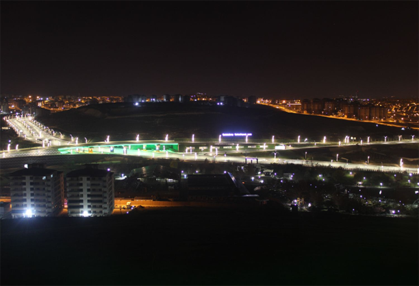 GAZİANTEP YEŞİLVADİ  KÖPRÜLÜ KAVŞAK  YG/AG DEPLASE VE DEKORATİF REFÜJ  AYDINLATMA İŞLERİ - 2022